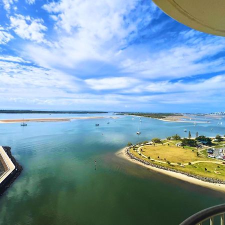 Broadwater Shores Waterfront Apartments Gold Coast Exteriér fotografie