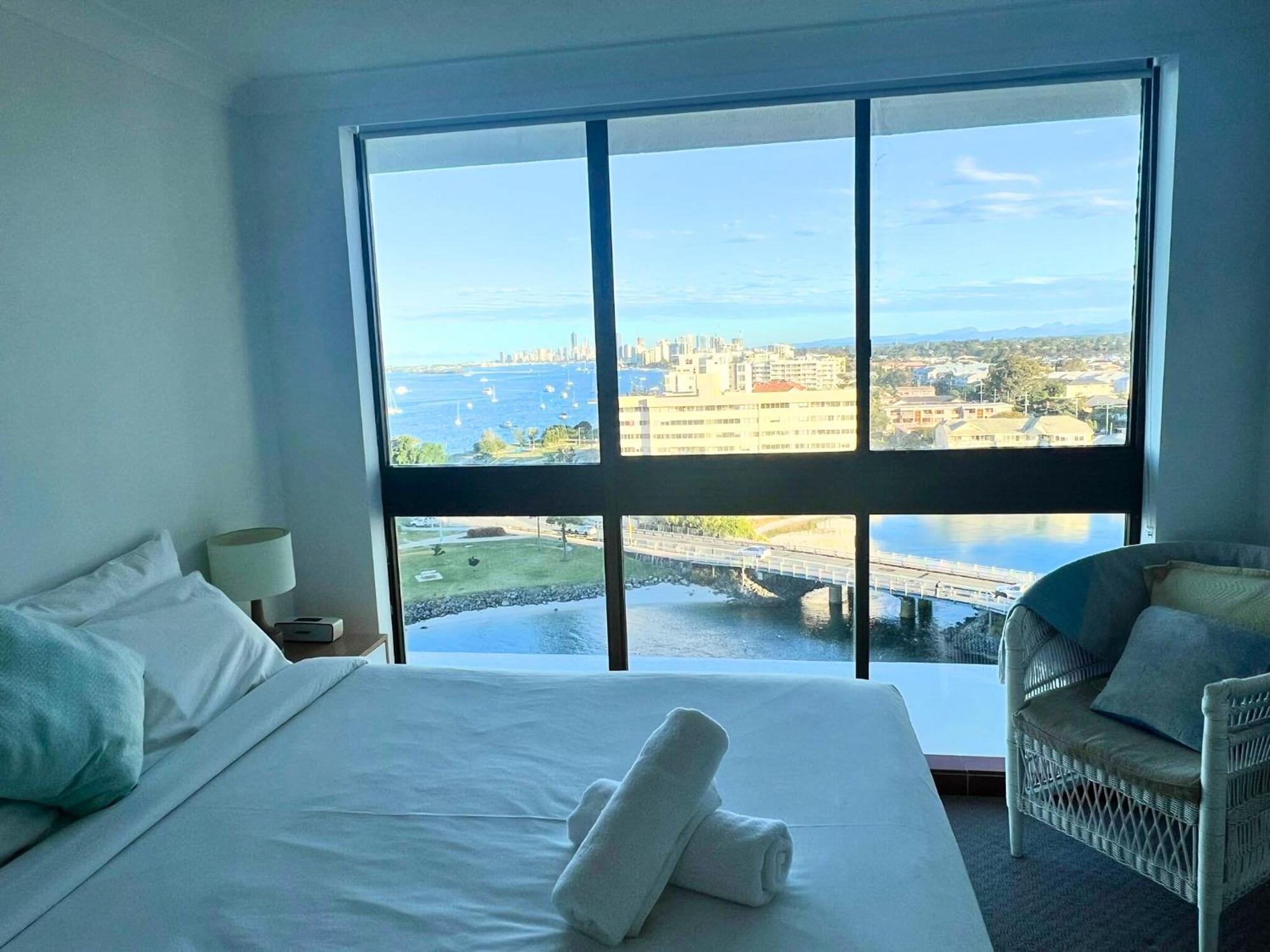 Broadwater Shores Waterfront Apartments Gold Coast Exteriér fotografie