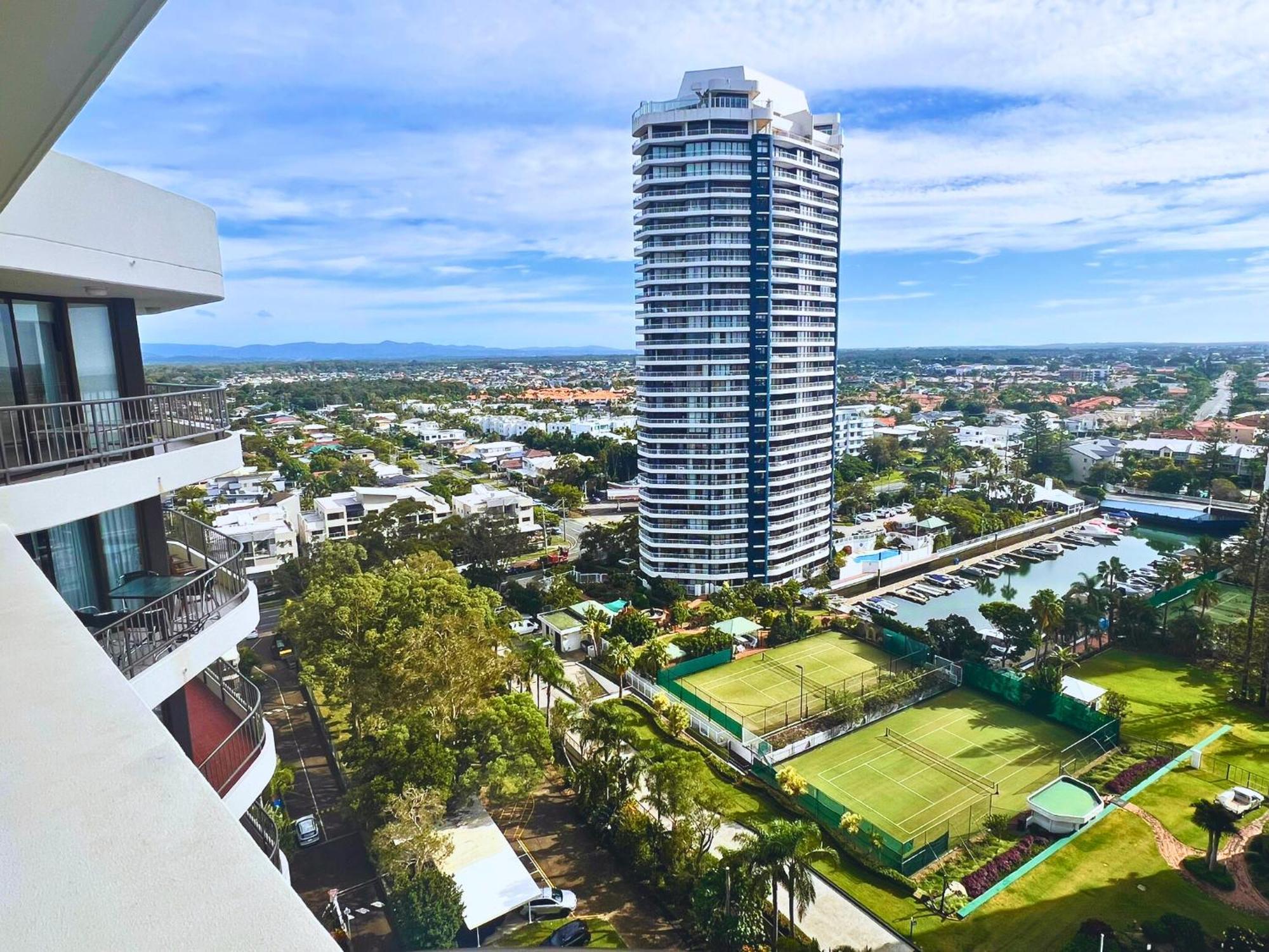 Broadwater Shores Waterfront Apartments Gold Coast Exteriér fotografie