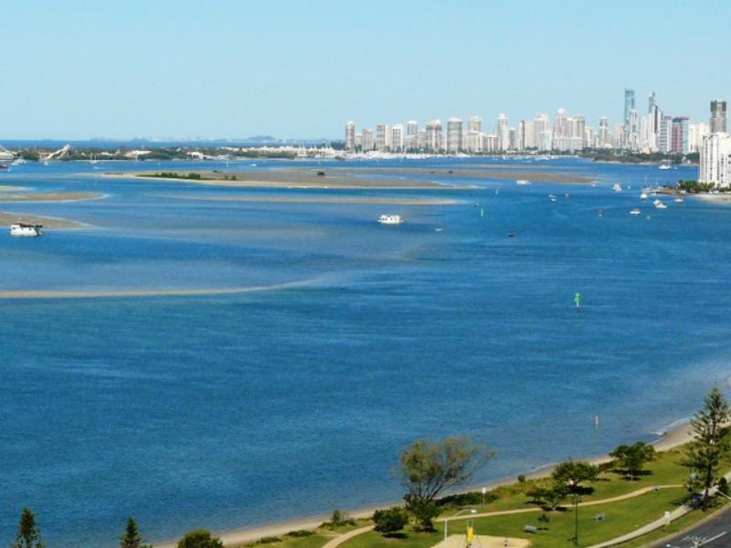 Broadwater Shores Waterfront Apartments Gold Coast Exteriér fotografie