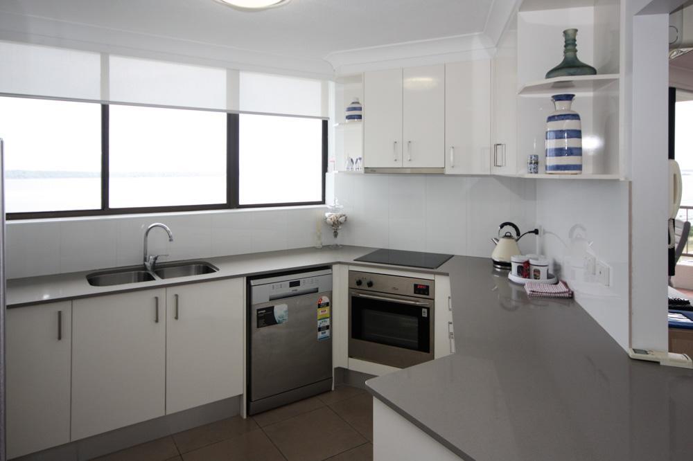 Broadwater Shores Waterfront Apartments Gold Coast Exteriér fotografie